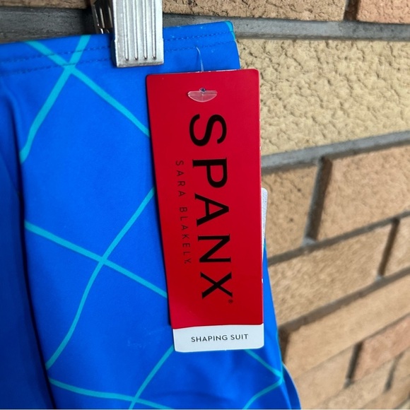 SPANX Women's Flirty Skirted Swim Bottom Electric Blue Geo SIZE 12 NWT - Picture 3 of 8